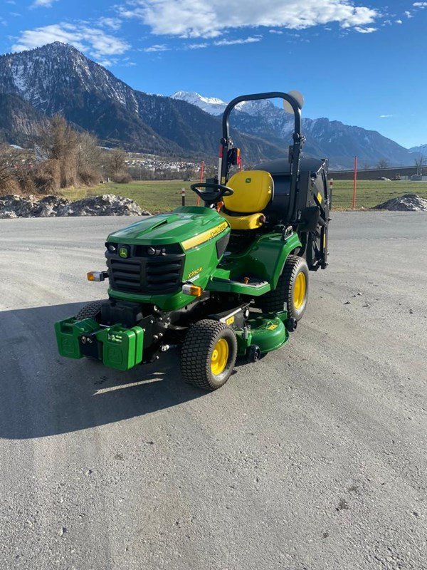 Großflächenmäher of the type John Deere X950R, Neumaschine in Landquart (Picture 3)