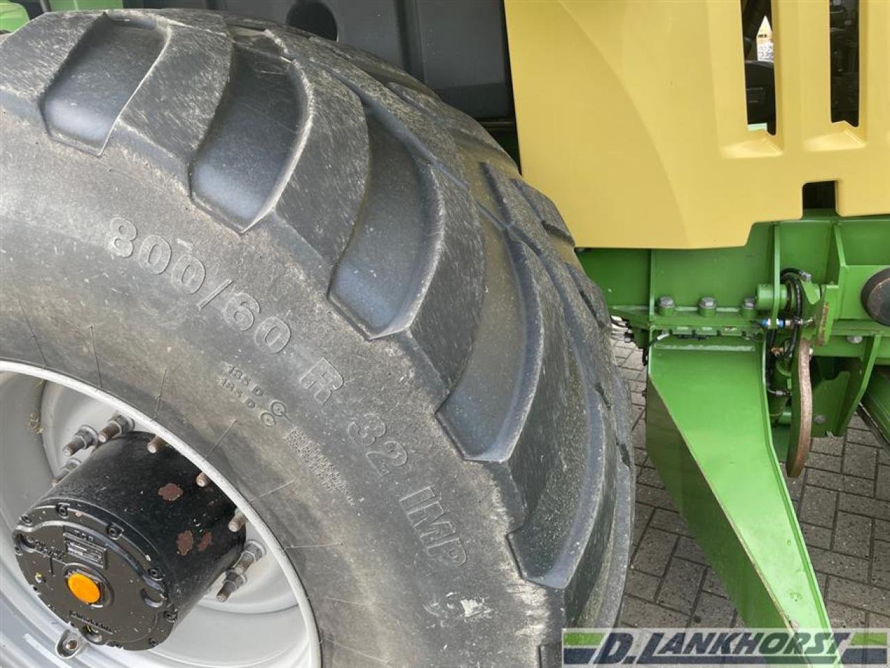 Großflächenmäher des Typs Krone BiG M 450 CV  T4f, Gebrauchtmaschine in Neuenhaus (Bild 15)