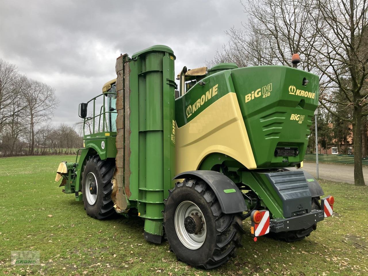 Großflächenmäher des Typs Krone BiG M 450 CV, Gebrauchtmaschine in Spelle (Bild 4)