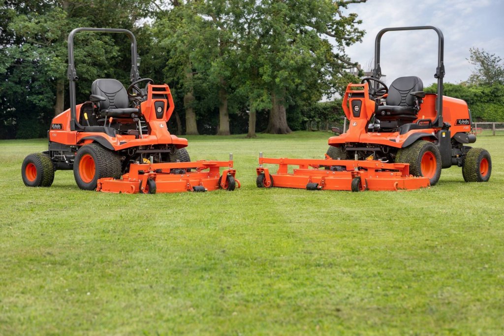 Großflächenmäher of the type Kubota F251-4WD  ab 0,99%, Neumaschine in Olpe (Picture 3)