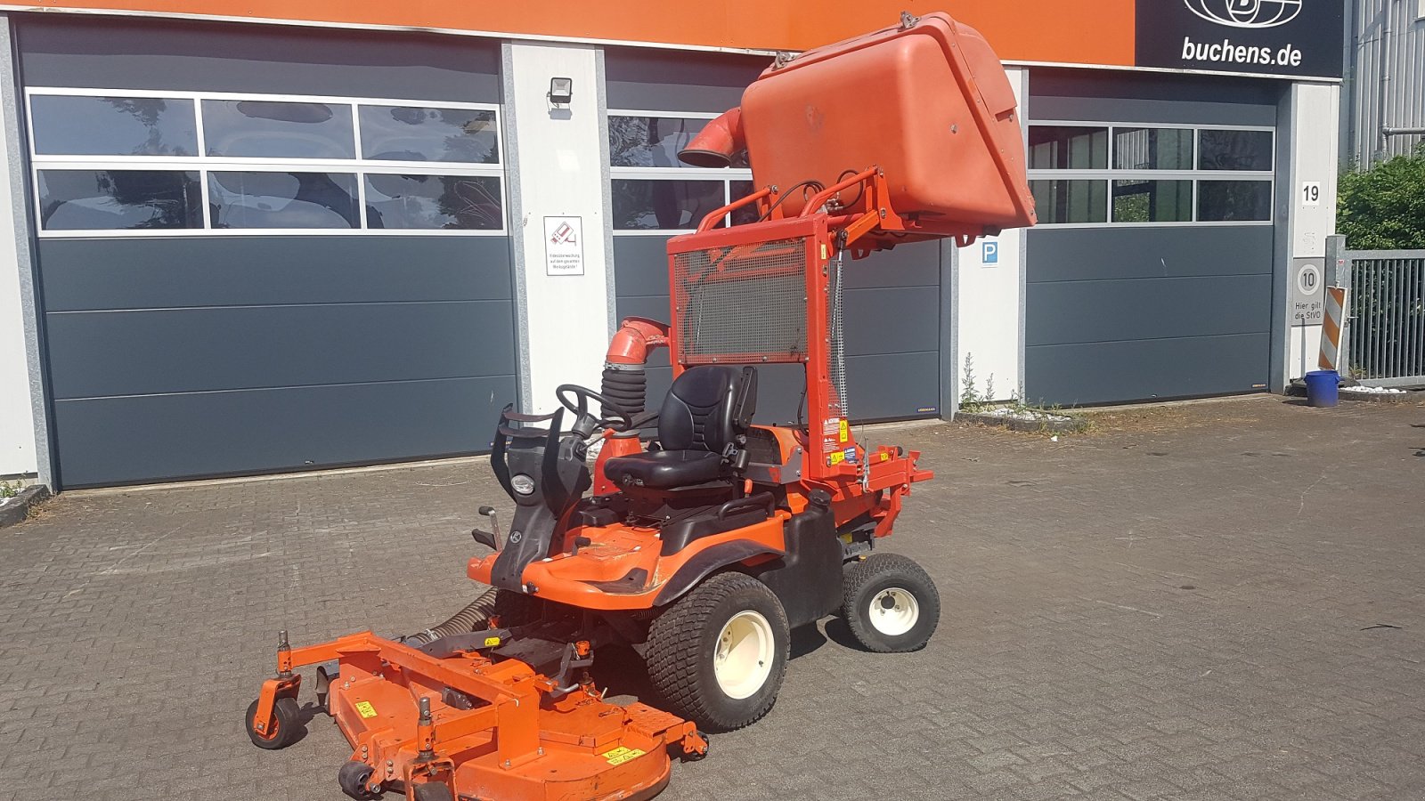 Großflächenmäher Türe ait Kubota F3680 Allrad, Gebrauchtmaschine içinde Olpe (resim 2)