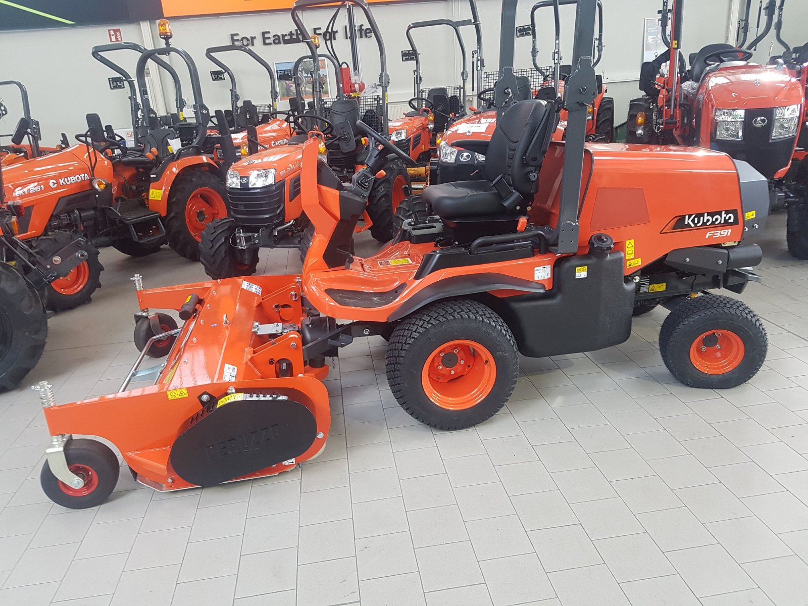 Großflächenmäher del tipo Kubota F391-4WD ab 0,99%, Neumaschine en Olpe (Imagen 13)