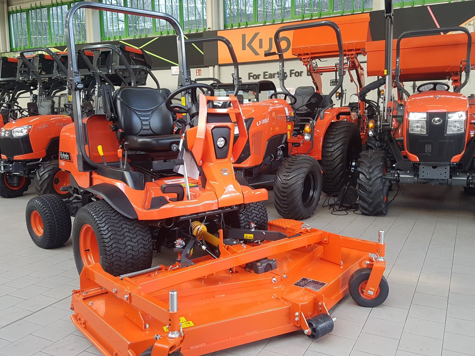 Großflächenmäher del tipo Kubota F391-4WD ab 0,99%, Neumaschine en Olpe (Imagen 5)