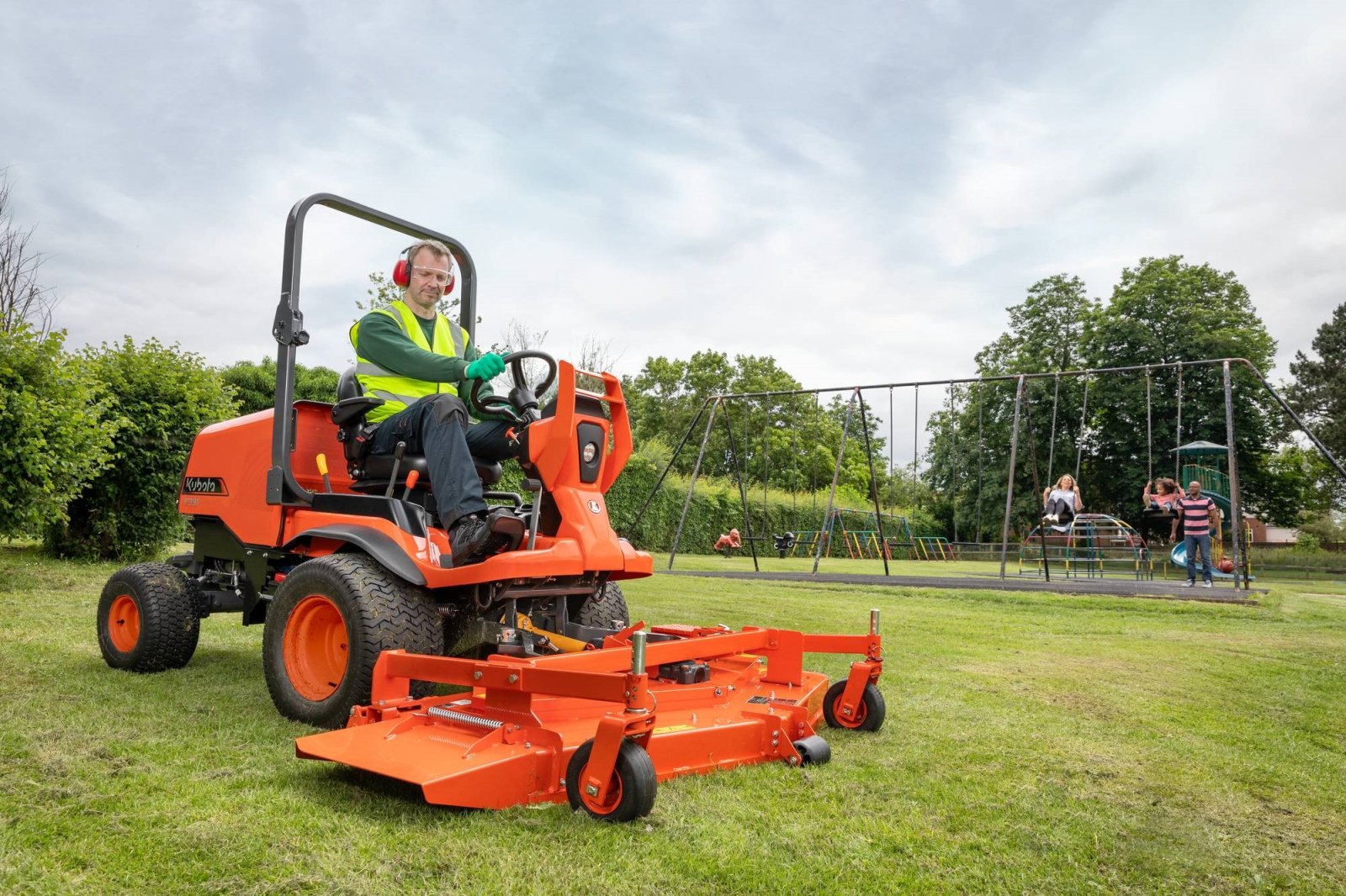 Großflächenmäher van het type Kubota F391-4WD ab 0,99%, Neumaschine in Olpe (Foto 8)