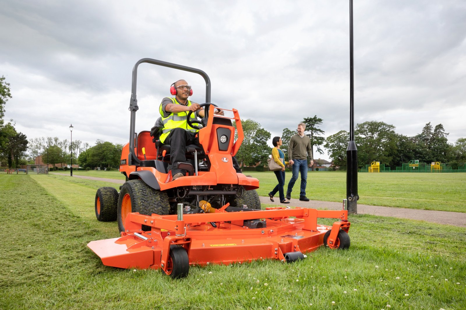 Großflächenmäher typu Kubota F391-4WD ab 0,99%, Neumaschine v Olpe (Obrázok 9)