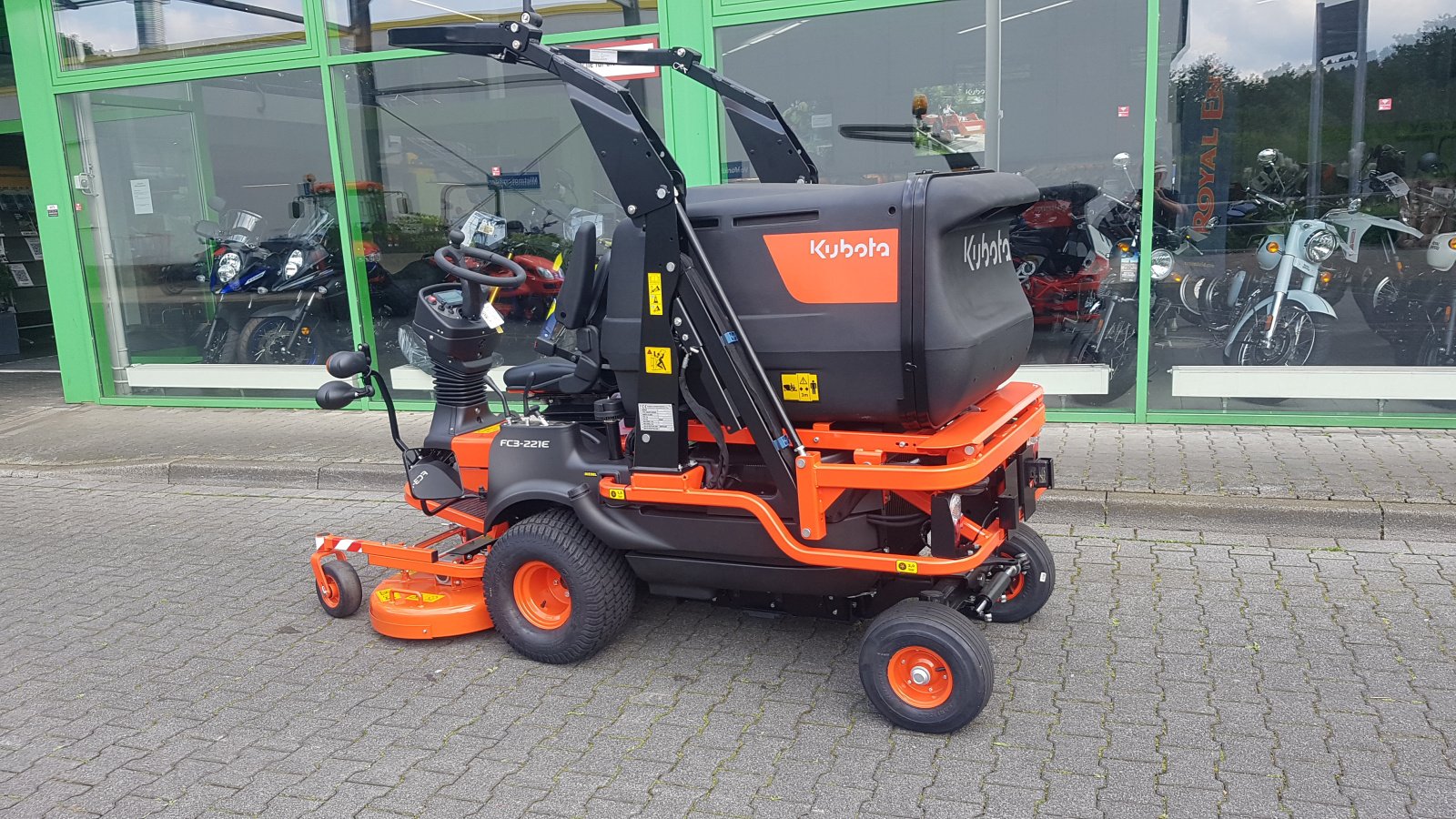 Großflächenmäher du type Kubota FC3-221E, Neumaschine en Olpe (Photo 5)