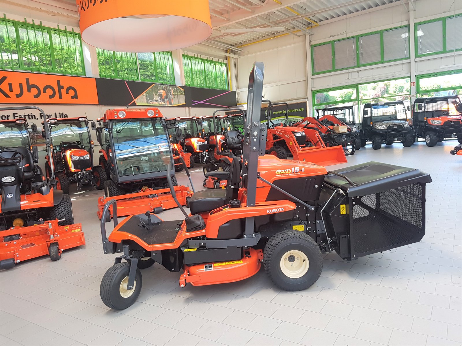 Großflächenmäher typu Kubota GZD15LD Ausstellungsgerät, Neumaschine w Olpe (Zdjęcie 1)