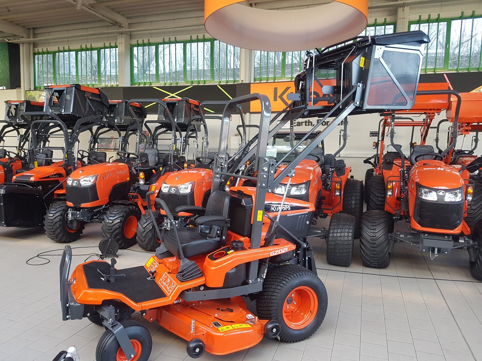 Großflächenmäher of the type Kubota GZD21HD Ausstellungsgerät, Neumaschine in Olpe (Picture 5)