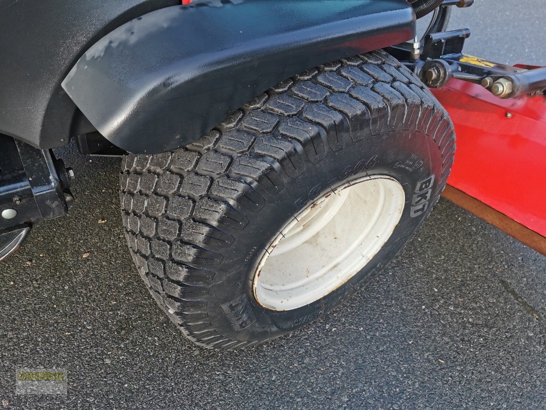 Großflächenmäher van het type Toro LT-F3000, Mulcher,, Gebrauchtmaschine in Greven (Foto 11)