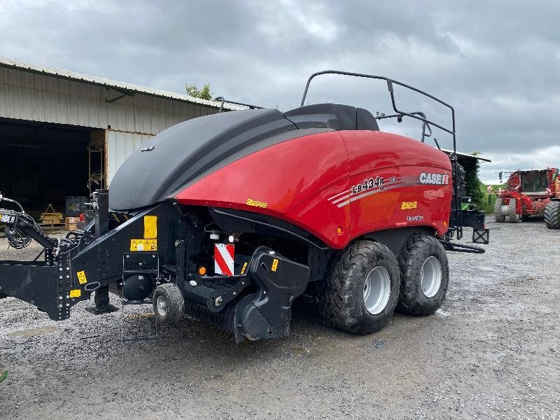 Großpackenpresse a típus Case IH LB 434 RXL, Gebrauchtmaschine ekkor: ESCAUDOEUVRES (Kép 1)