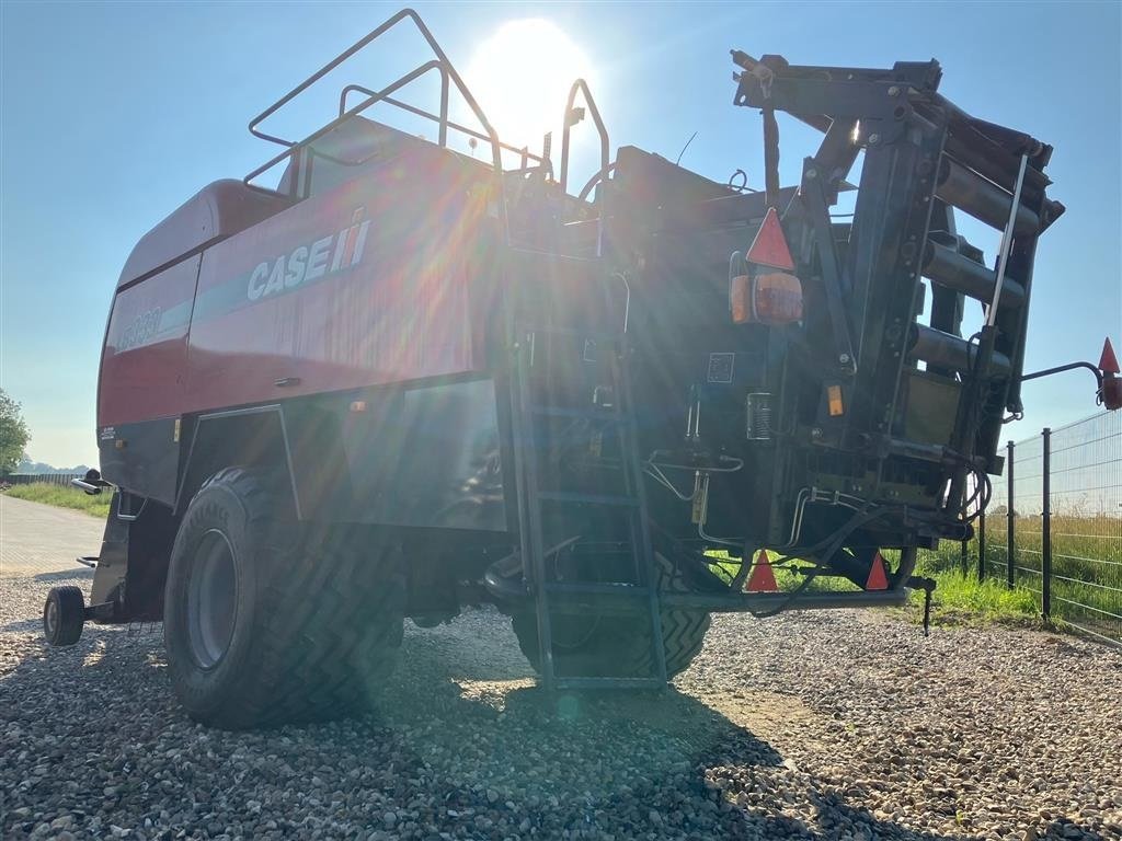 Großpackenpresse typu Case IH LB333 Står på Sjælland, Gebrauchtmaschine w Aalborg SV (Zdjęcie 5)