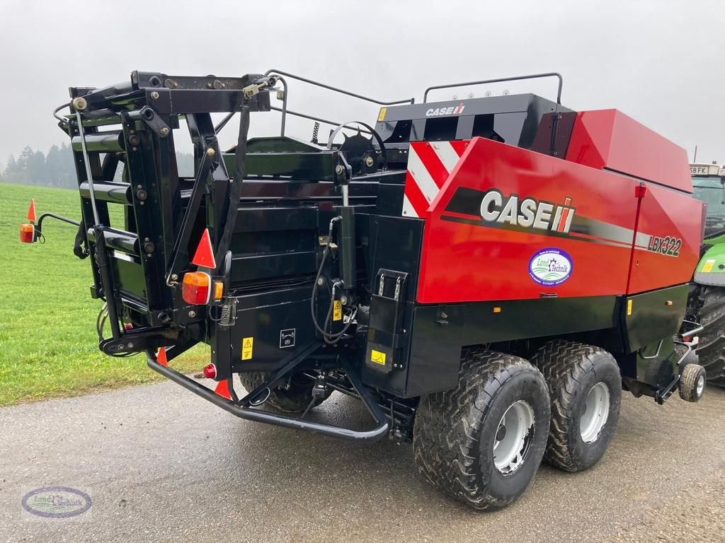 Großpackenpresse des Typs Case IH LBX 322, Gebrauchtmaschine in Münzkirchen (Bild 2)