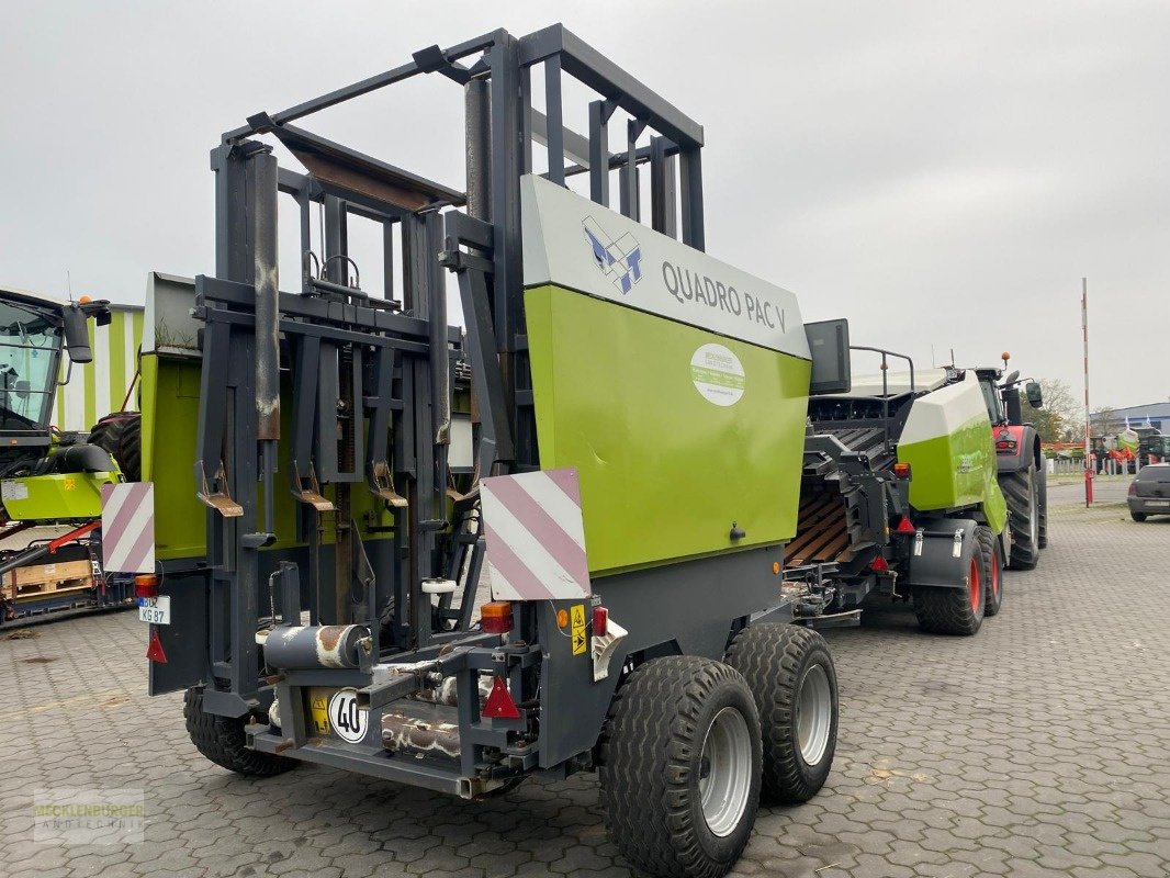 Großpackenpresse du type CLAAS 3200 RC mit QuadroPac V, Gebrauchtmaschine en Mühlengeez (Photo 3)