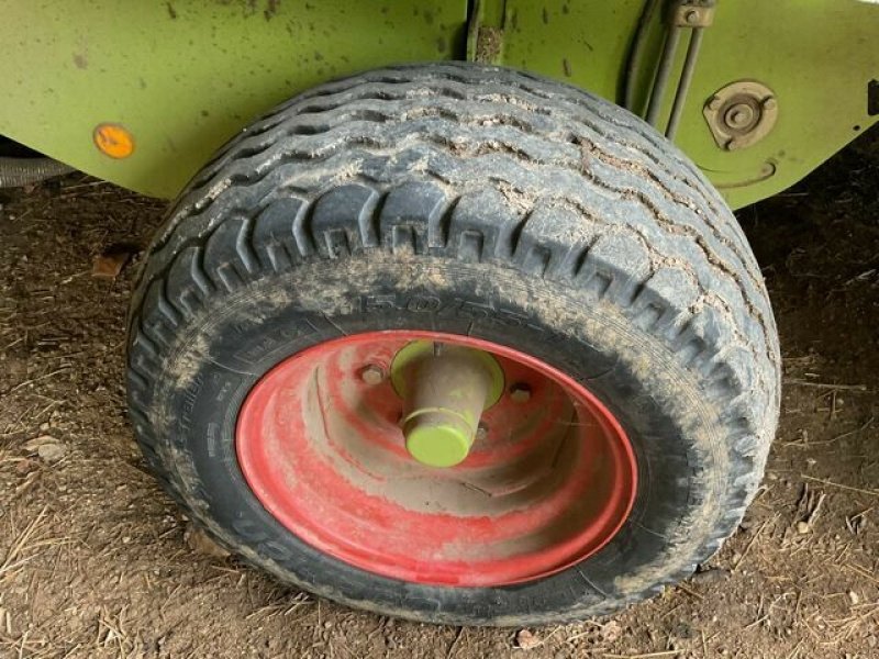 Großpackenpresse typu CLAAS PRESSE CLAAS ROLLANT240, Gebrauchtmaschine v CHATEAU GAILLARD (Obrázek 4)