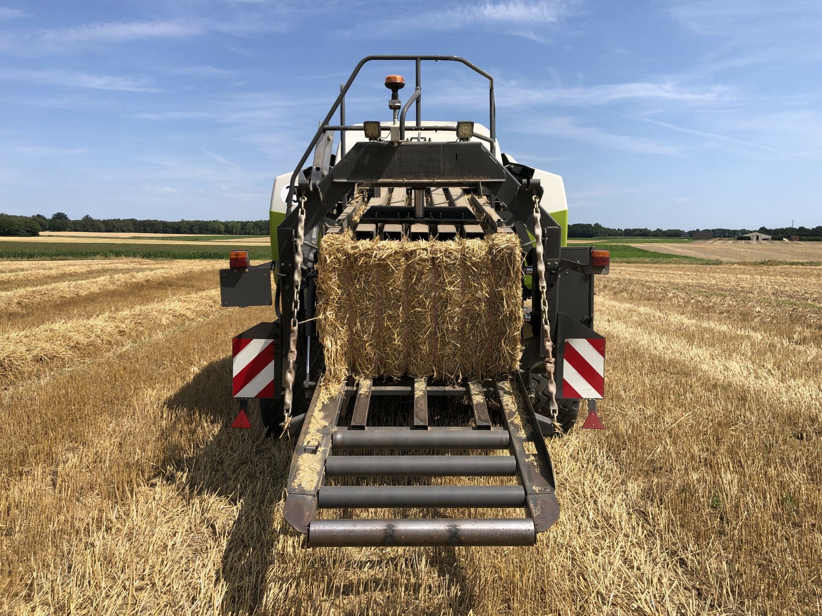 Großpackenpresse des Typs CLAAS PRESSE QUADRANT 3300 FC T + ST, Gebrauchtmaschine in ST CLEMENT DE LA PLACE (Bild 5)