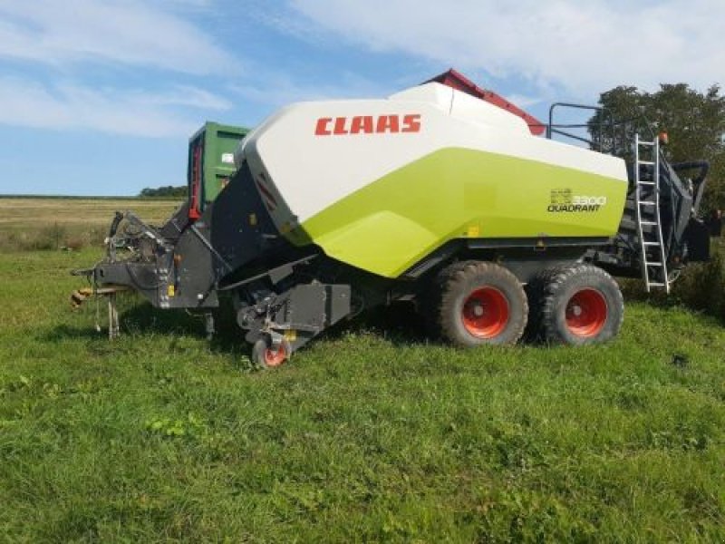 Großpackenpresse van het type CLAAS Q 3300 RF, Gebrauchtmaschine in Sainte Menehould (Foto 1)