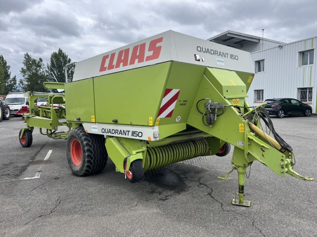 Großpackenpresse του τύπου CLAAS QUADRANT 1150 DP, Gebrauchtmaschine σε Aubiet (Φωτογραφία 3)