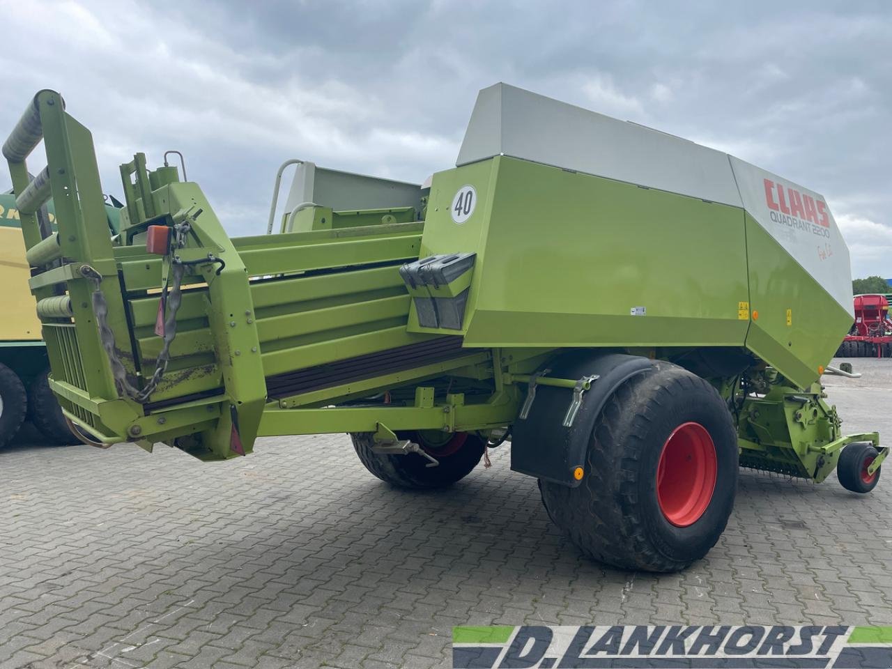 Großpackenpresse typu CLAAS Quadrant 2200 FC, Gebrauchtmaschine v Neuenhaus (Obrázek 2)