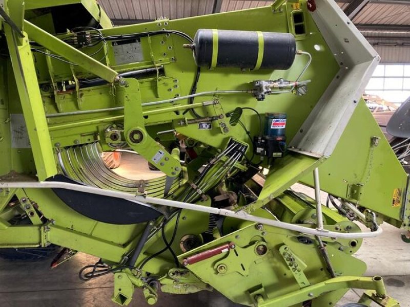 Großpackenpresse typu CLAAS QUADRANT 2200 FC, Gebrauchtmaschine w Olfen (Zdjęcie 8)