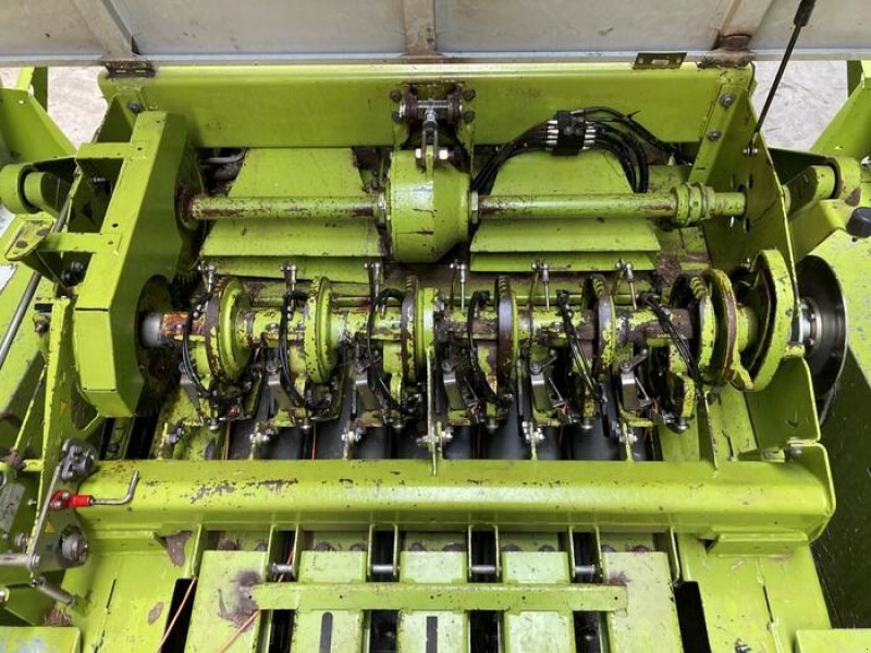 Großpackenpresse des Typs CLAAS QUADRANT 2200 FC, Gebrauchtmaschine in Olfen (Bild 14)