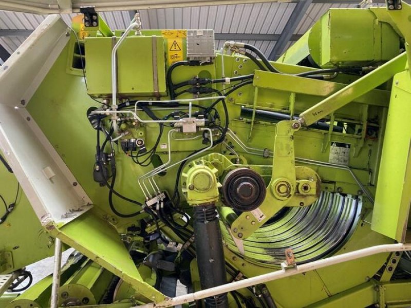 Großpackenpresse des Typs CLAAS QUADRANT 2200 FC, Gebrauchtmaschine in Olfen (Bild 11)