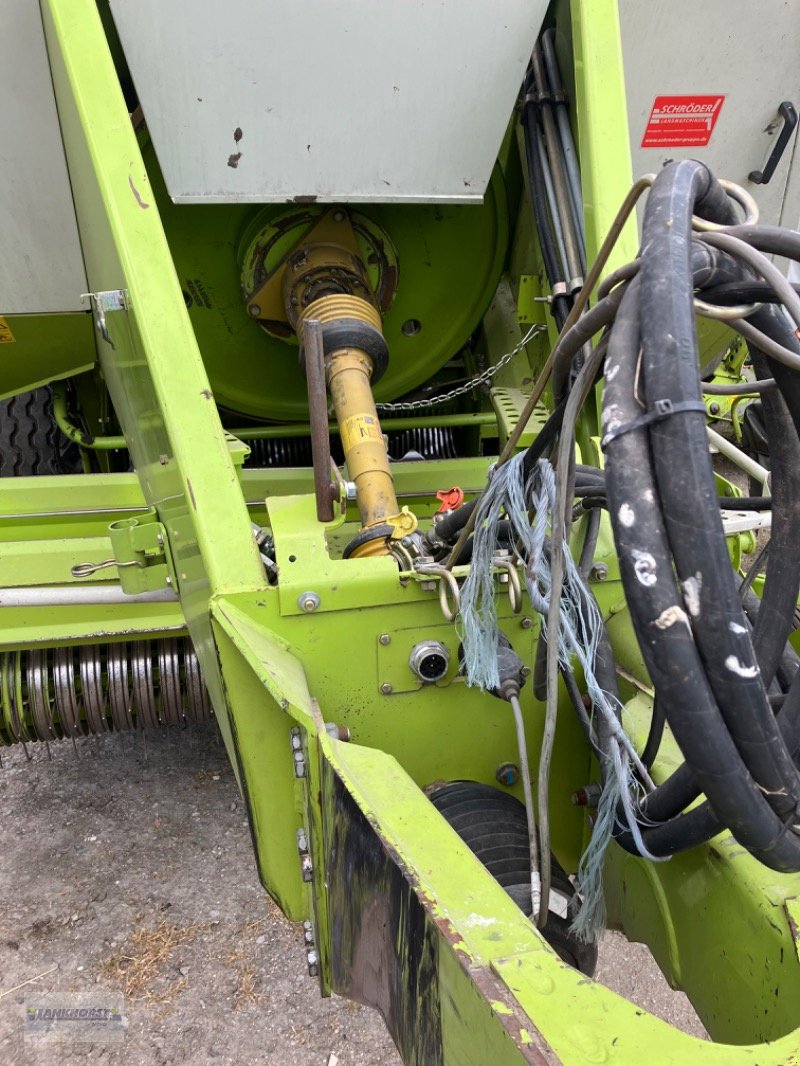 Großpackenpresse of the type CLAAS Quadrant 2200 Fine Cut, Gebrauchtmaschine in Aurich (Picture 8)