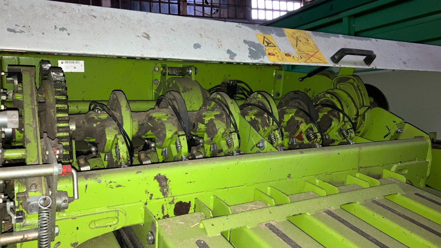 Großpackenpresse des Typs CLAAS Quadrant 2200 Fine Cut, Gebrauchtmaschine in Aurich (Bild 26)