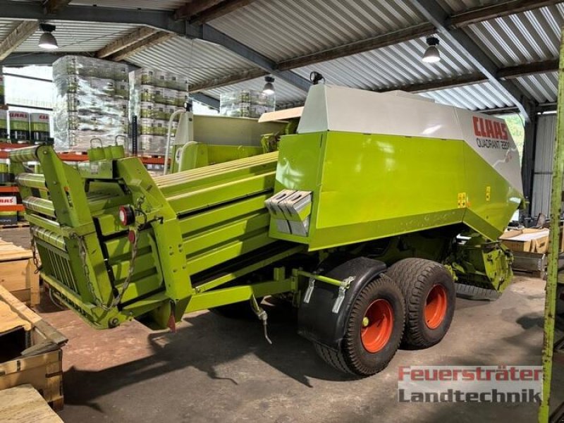 Großpackenpresse des Typs CLAAS QUADRANT 2200 RC TA, Gebrauchtmaschine in Beelen (Bild 3)