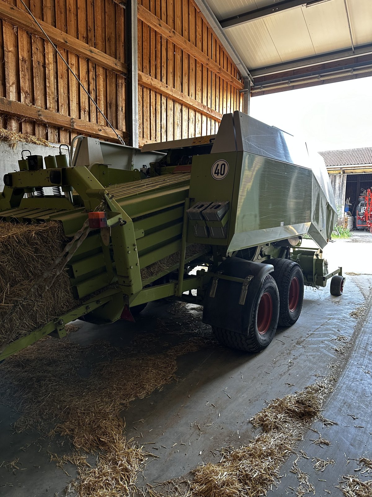 Großpackenpresse van het type CLAAS Quadrant 2200 RC Tandem, Gebrauchtmaschine in Bernhardswald  (Foto 2)