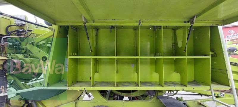 Großpackenpresse des Typs CLAAS QUADRANT 2200 RC, Gebrauchtmaschine in Altshausen (Bild 4)