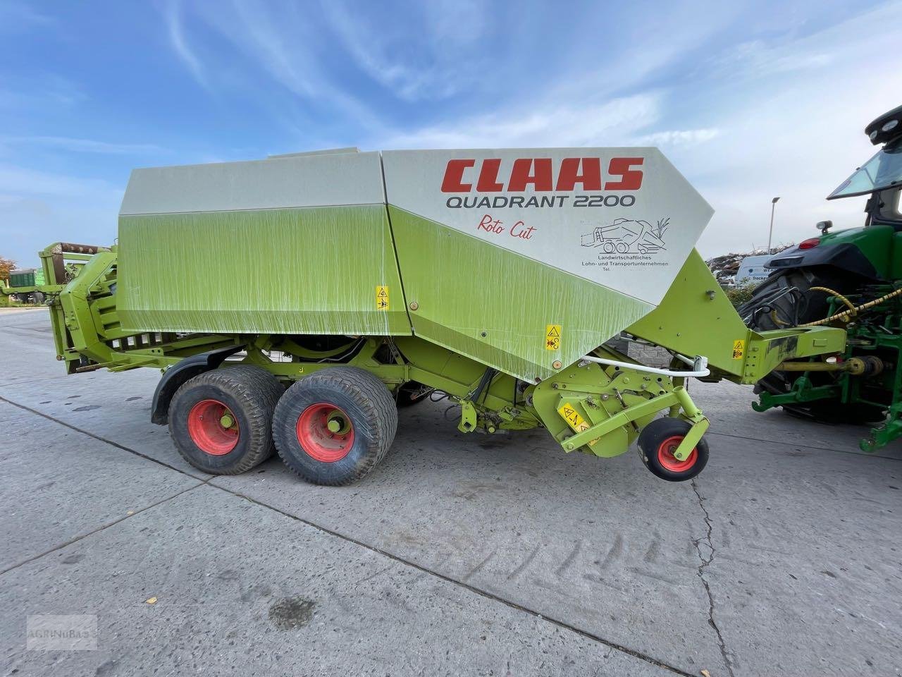 Großpackenpresse des Typs CLAAS Quadrant 2200 RC, Gebrauchtmaschine in Prenzlau (Bild 2)