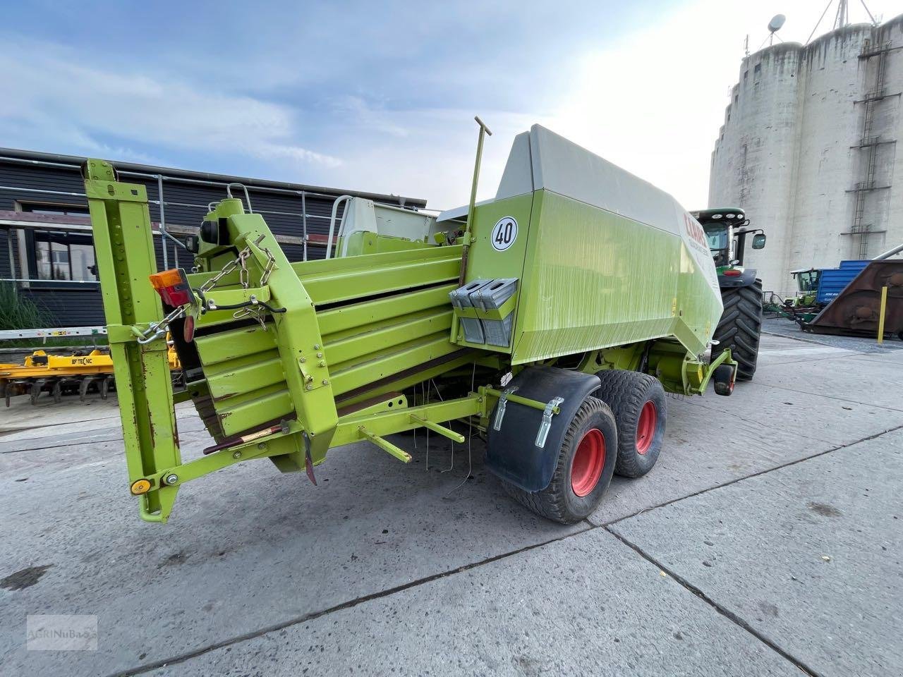 Großpackenpresse van het type CLAAS Quadrant 2200 RC, Gebrauchtmaschine in Prenzlau (Foto 3)