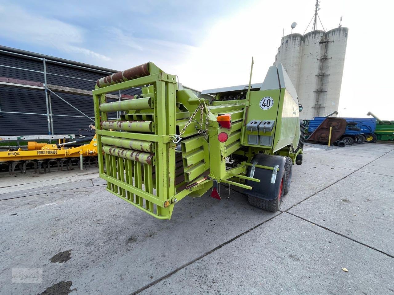 Großpackenpresse van het type CLAAS Quadrant 2200 RC, Gebrauchtmaschine in Prenzlau (Foto 5)