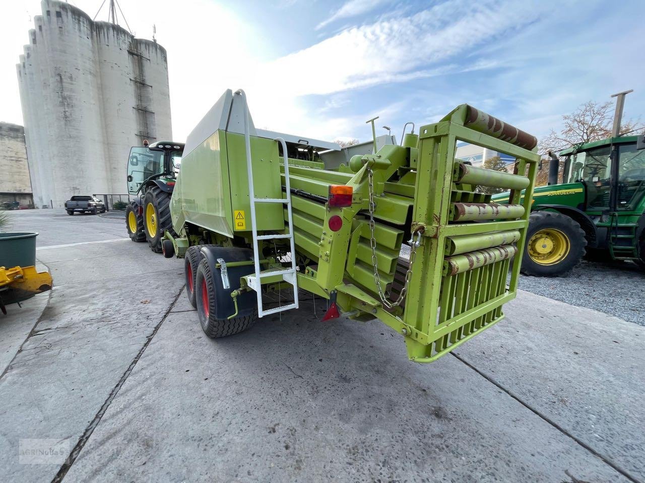 Großpackenpresse van het type CLAAS Quadrant 2200 RC, Gebrauchtmaschine in Prenzlau (Foto 8)