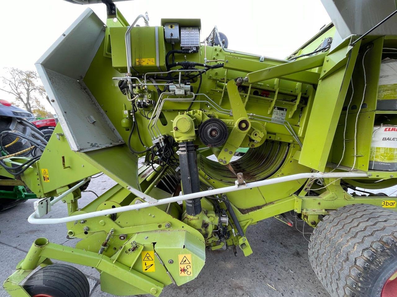 Großpackenpresse des Typs CLAAS Quadrant 2200 RC, Gebrauchtmaschine in Prenzlau (Bild 18)