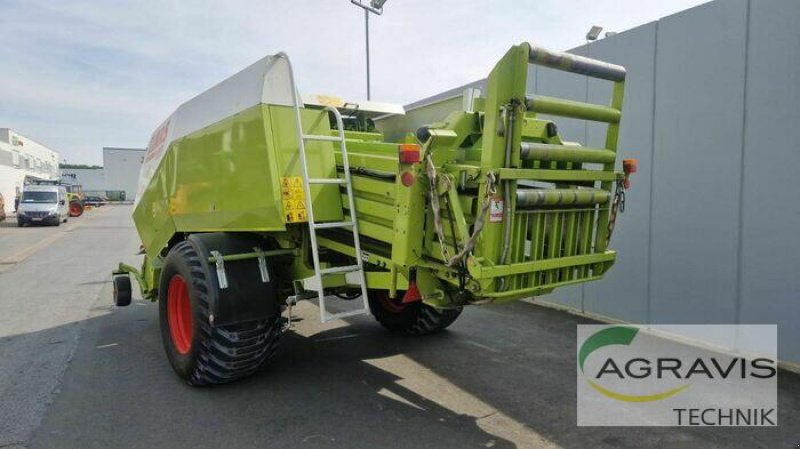 Großpackenpresse du type CLAAS QUADRANT 2200 RC, Gebrauchtmaschine en Melle-Wellingholzhausen (Photo 3)