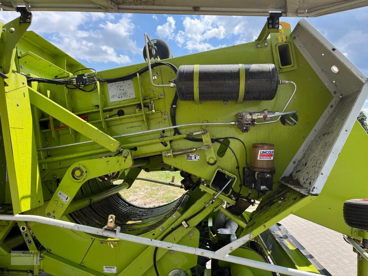 Großpackenpresse des Typs CLAAS Quadrant 2200, Gebrauchtmaschine in Schora (Bild 11)