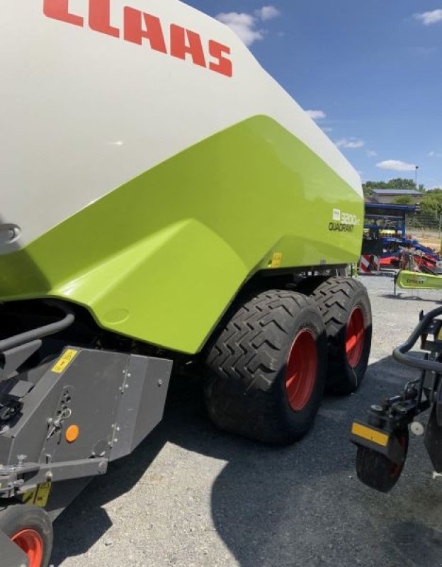 Großpackenpresse van het type CLAAS QUADRANT 3200 FC *AKTION*, Gebrauchtmaschine in Hof (Foto 8)