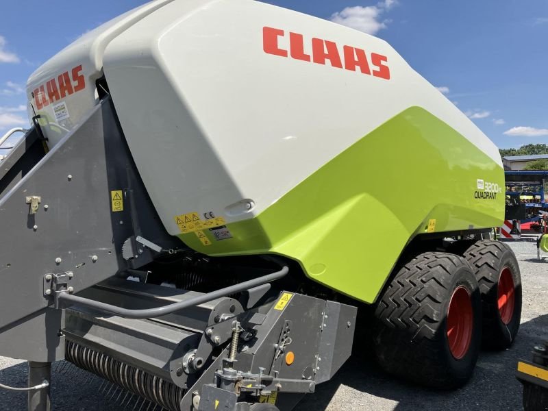 Großpackenpresse типа CLAAS QUADRANT 3200 FC *AKTION*, Gebrauchtmaschine в Hof (Фотография 7)