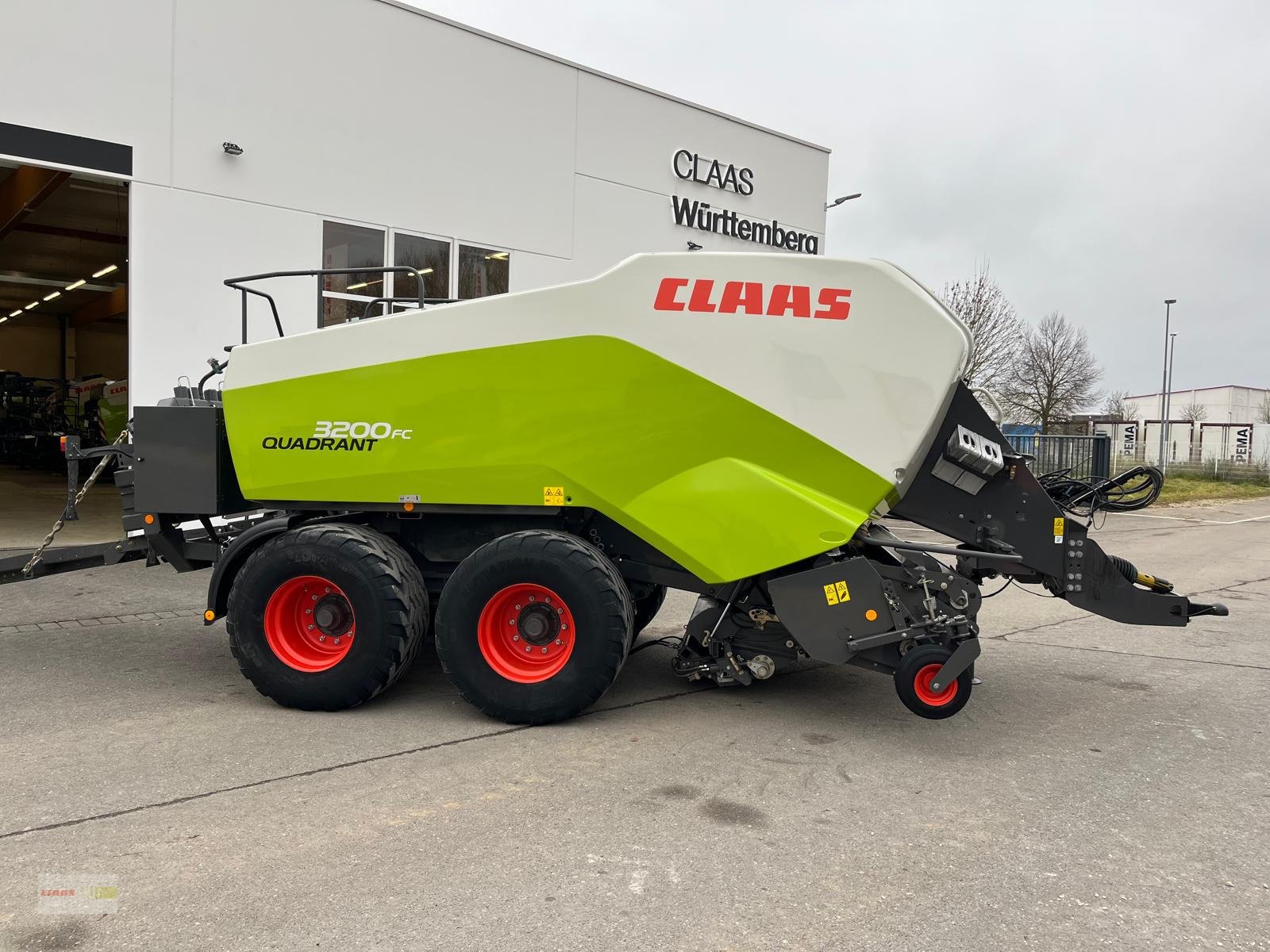 Großpackenpresse a típus CLAAS Quadrant 3200 FC Tandem, Gebrauchtmaschine ekkor: Langenau (Kép 1)