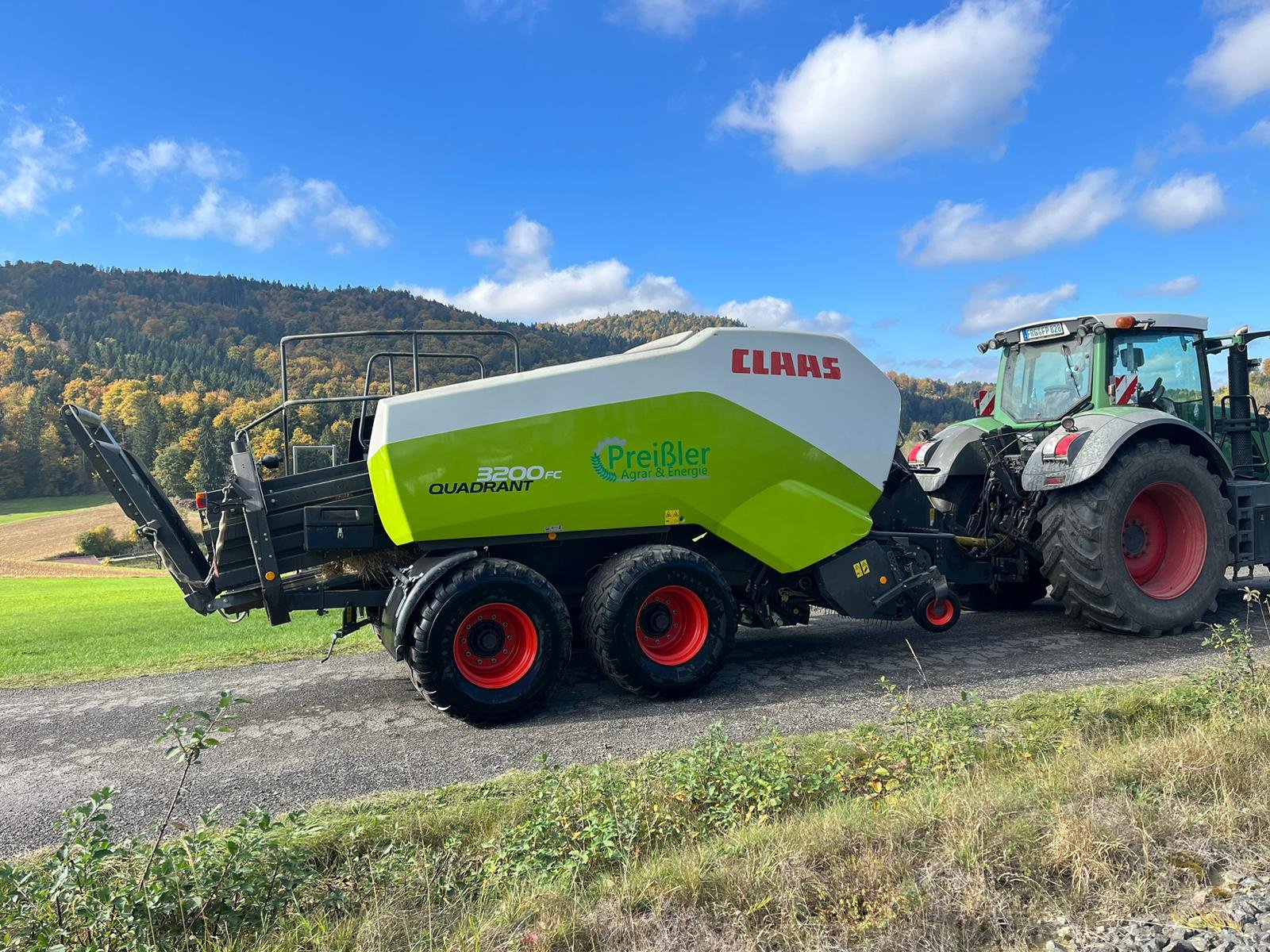 Großpackenpresse Türe ait CLAAS Quadrant 3200 FC Tandem, Gebrauchtmaschine içinde Freyung (resim 2)