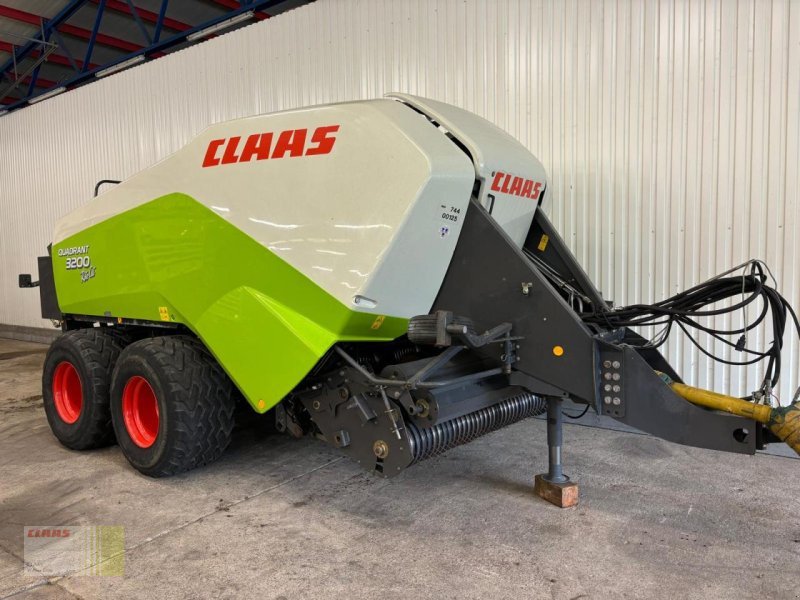 Großpackenpresse от тип CLAAS QUADRANT 3200 RC Tandem, Feuchtesensor, COMMUNICAT, Gebrauchtmaschine в Molbergen (Снимка 1)