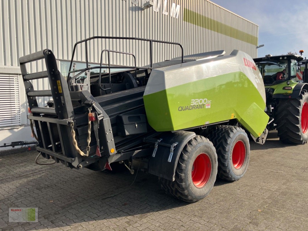 Großpackenpresse des Typs CLAAS QUADRANT 3200 RC, Gebrauchtmaschine in Bordesholm (Bild 7)