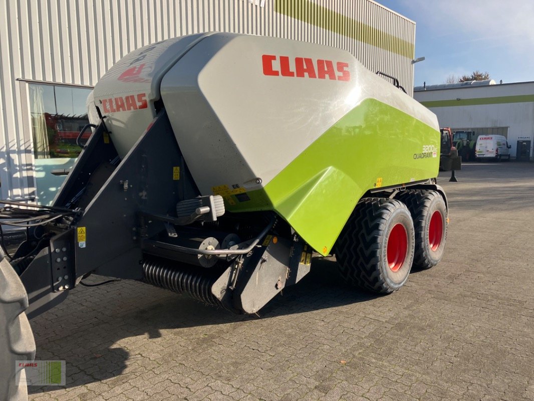 Großpackenpresse typu CLAAS QUADRANT 3200 RC, Gebrauchtmaschine v Bordesholm (Obrázok 4)