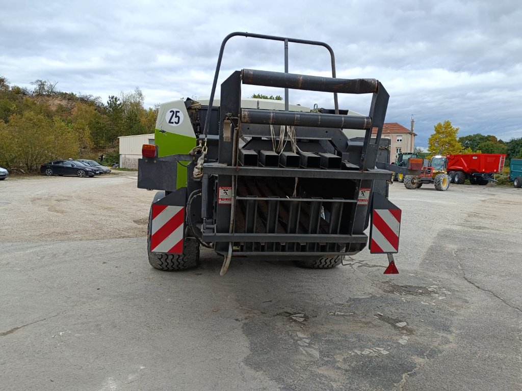 Großpackenpresse a típus CLAAS Quadrant 3200, Gebrauchtmaschine ekkor: Lérouville (Kép 11)