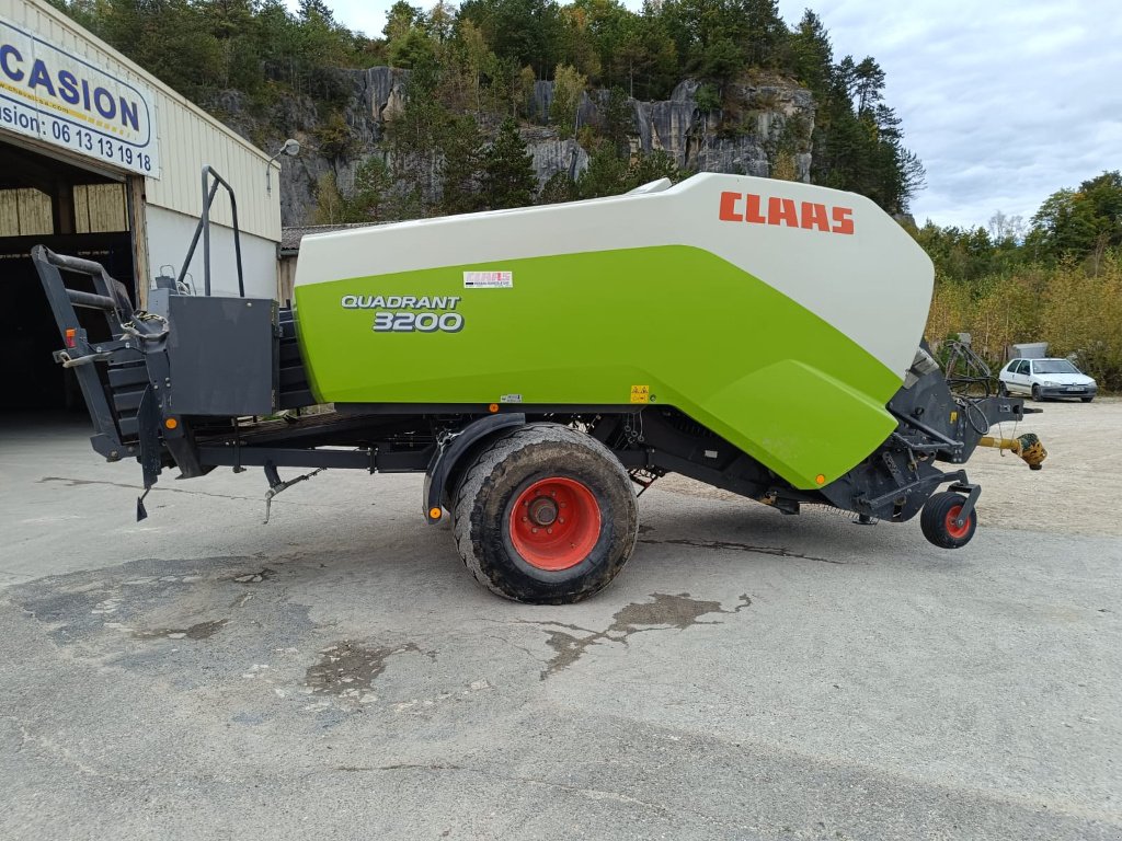 Großpackenpresse tip CLAAS Quadrant 3200, Gebrauchtmaschine in Lérouville (Poză 5)