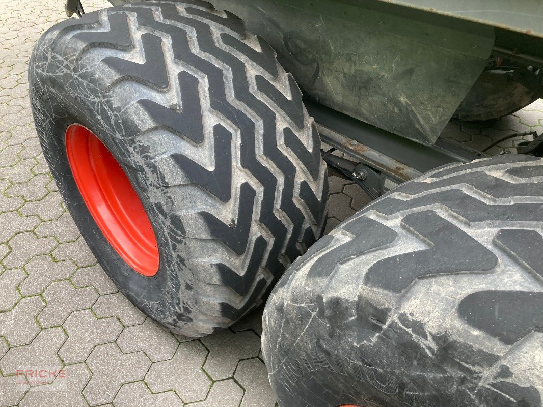 Großpackenpresse van het type CLAAS Quadrant 3300 RC, Gebrauchtmaschine in Bockel - Gyhum (Foto 15)