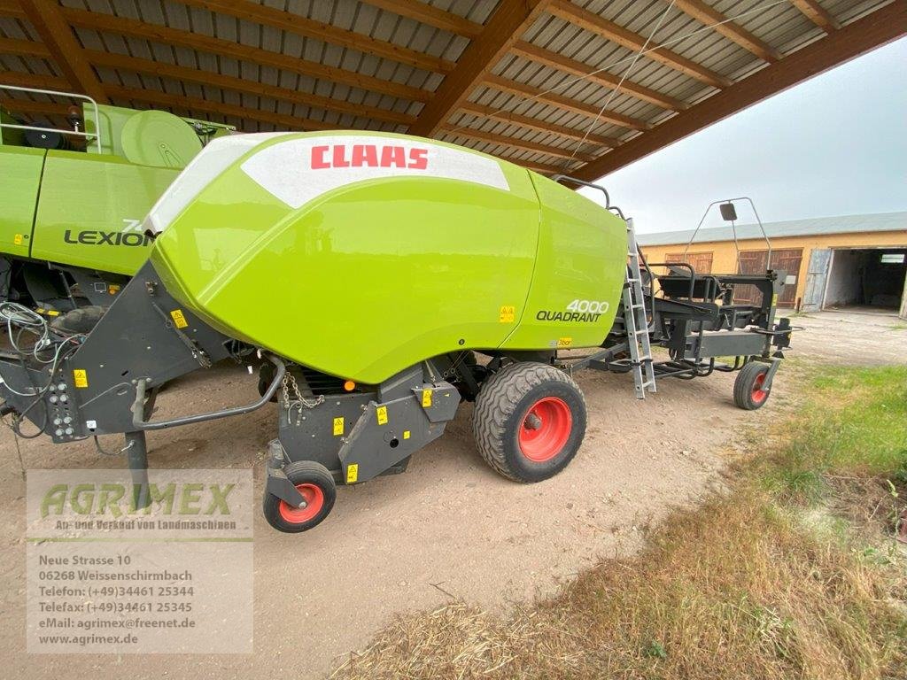 Großpackenpresse van het type CLAAS Quadrant 4000 mit Sammelwagen, Gebrauchtmaschine in Weißenschirmbach (Foto 1)