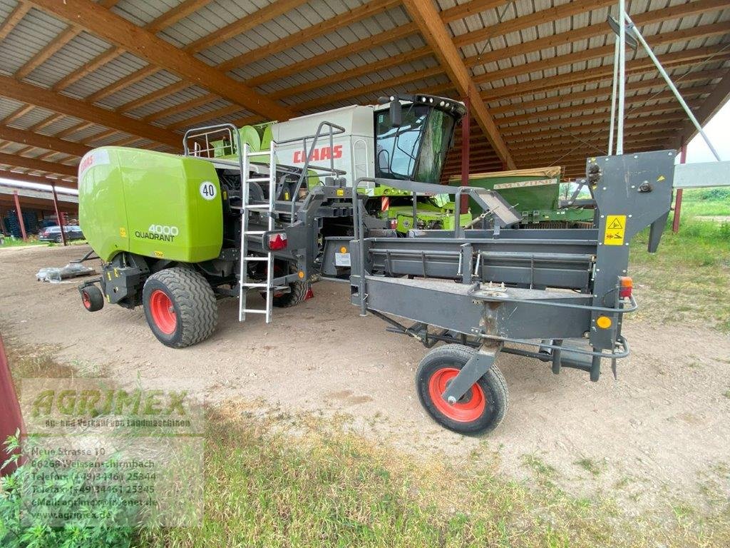 Großpackenpresse typu CLAAS Quadrant 4000 mit Sammelwagen, Gebrauchtmaschine w Weißenschirmbach (Zdjęcie 4)