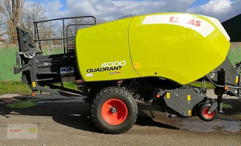 Großpackenpresse typu CLAAS Quadrant 4000, Gebrauchtmaschine v Schwülper (Obrázek 3)